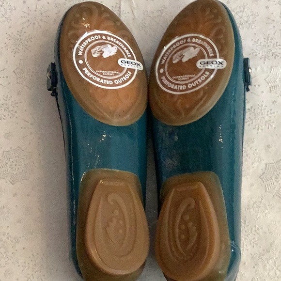 NWT Geox Respira. Shoes - Picture 6 of 8